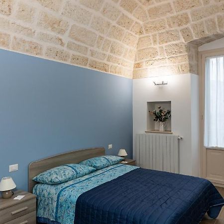 Peter & Dove'S House Bed and Breakfast Mola di Bari Eksteriør billede